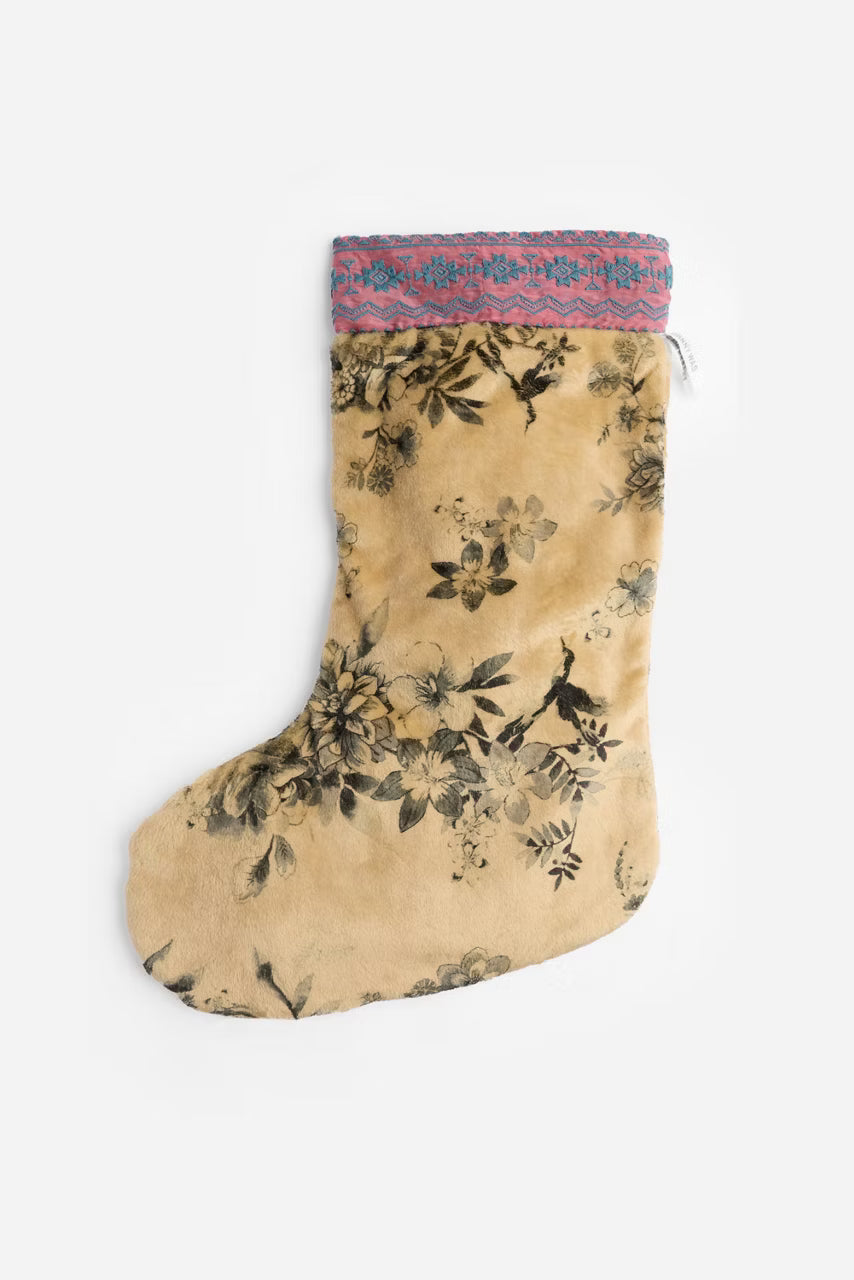 DREAMER IVORY HOLIDAY STOCKING