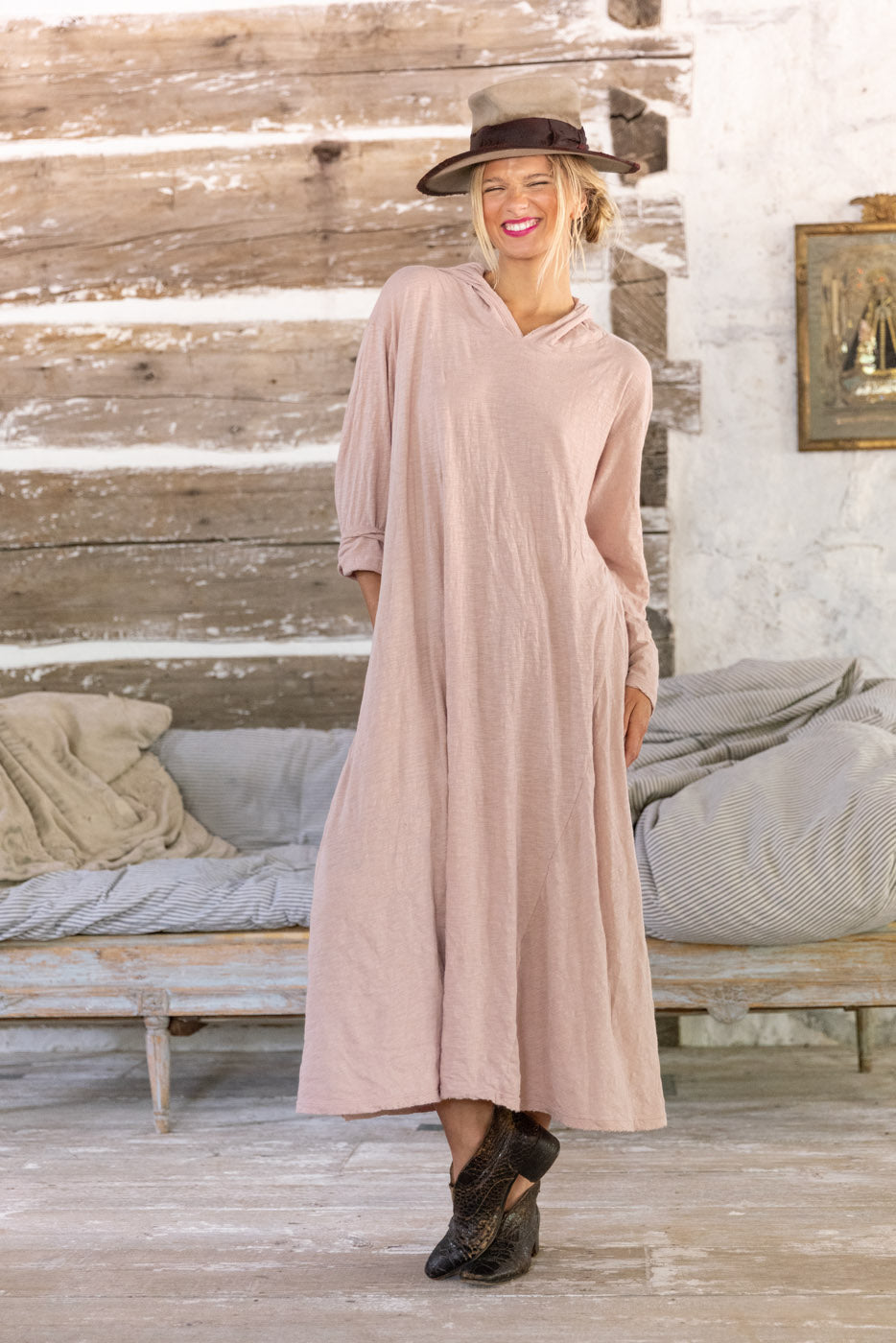 Magnolia Pearl Dress 1120 Viggo Hoodie T Dress