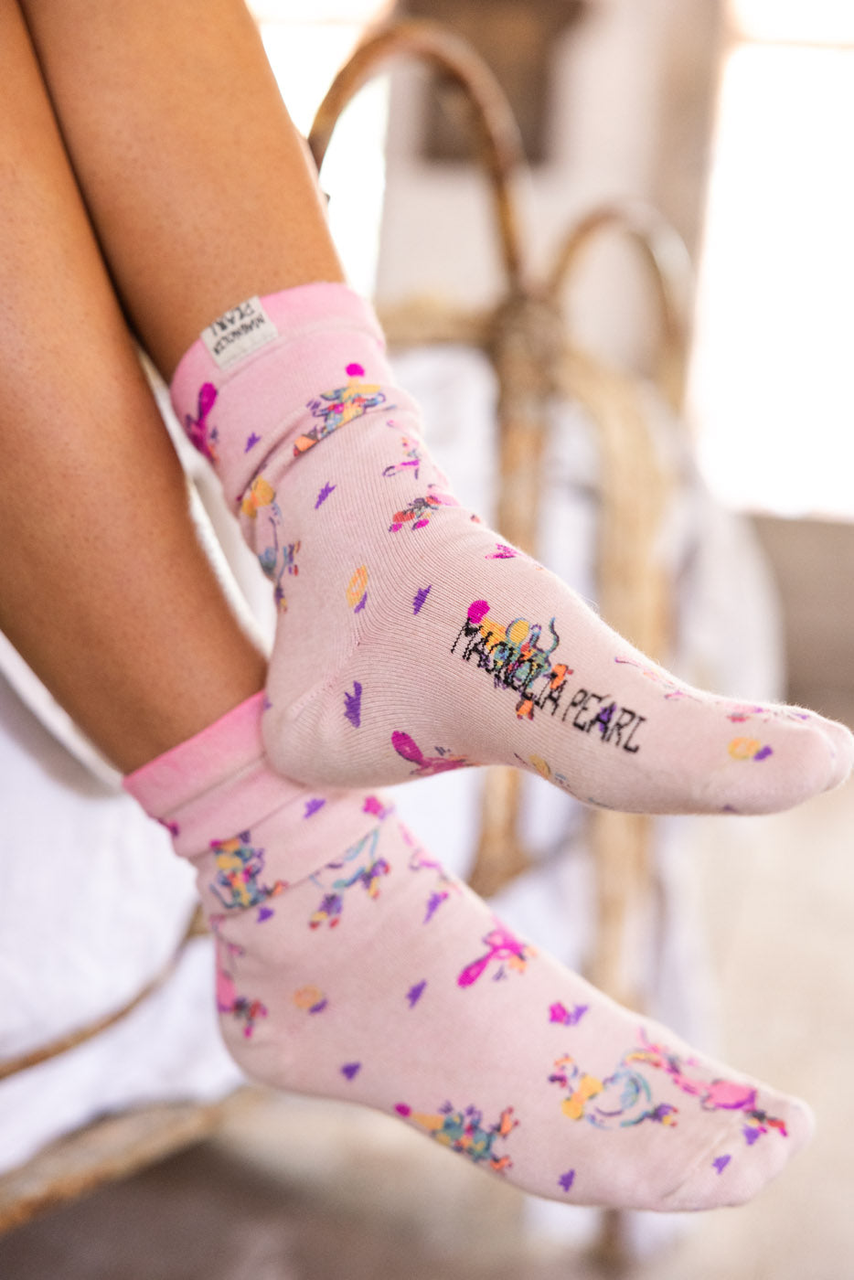 Magnolia Pearl 103 Skate Boos Azalea Socks