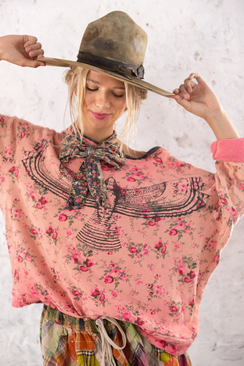 Magnolia Pearl Top 1746 Floral Hawk Sweatshirt