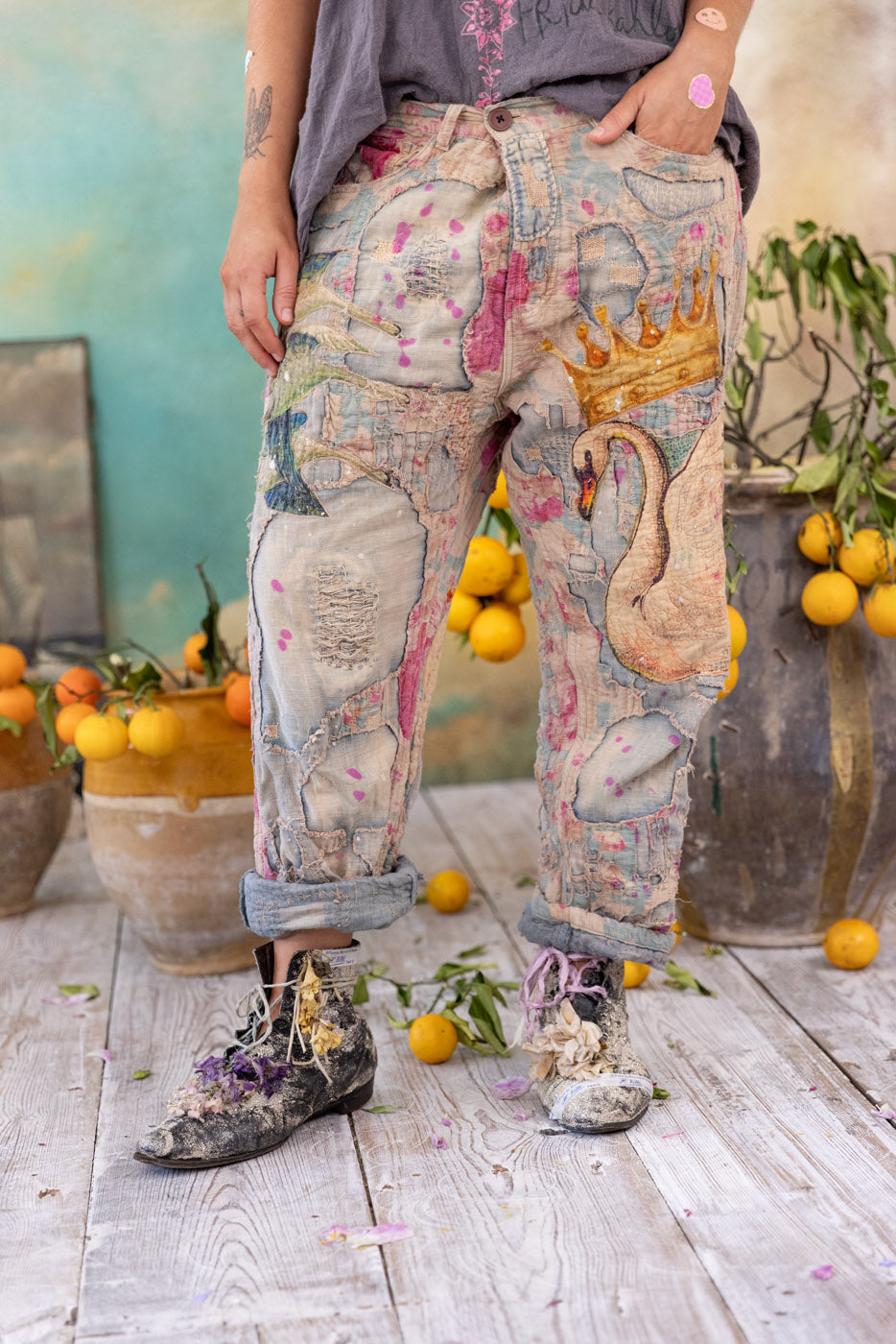 Magnolia Pearl Pants 818 Wallpaper Miners