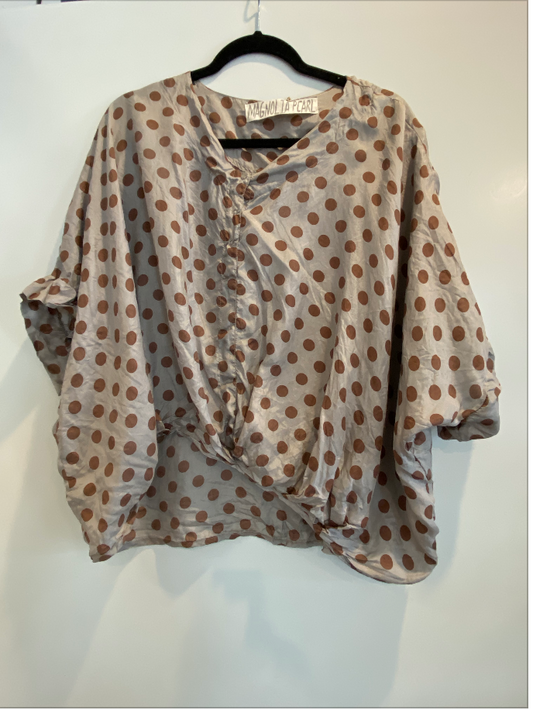 Magnolia Pearl top 901 Ava Layering Blouse