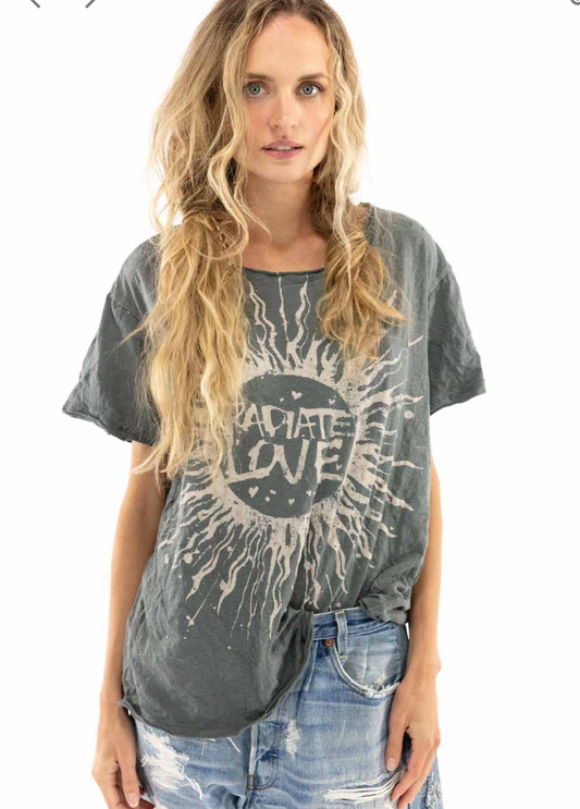 Magnolia Pearl 860 Radiate Love T-Shirt