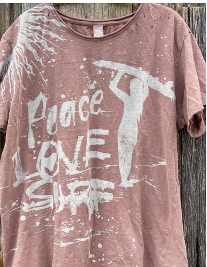 Magnolia Pearl 1160 Peace Love Surf T-Shirt