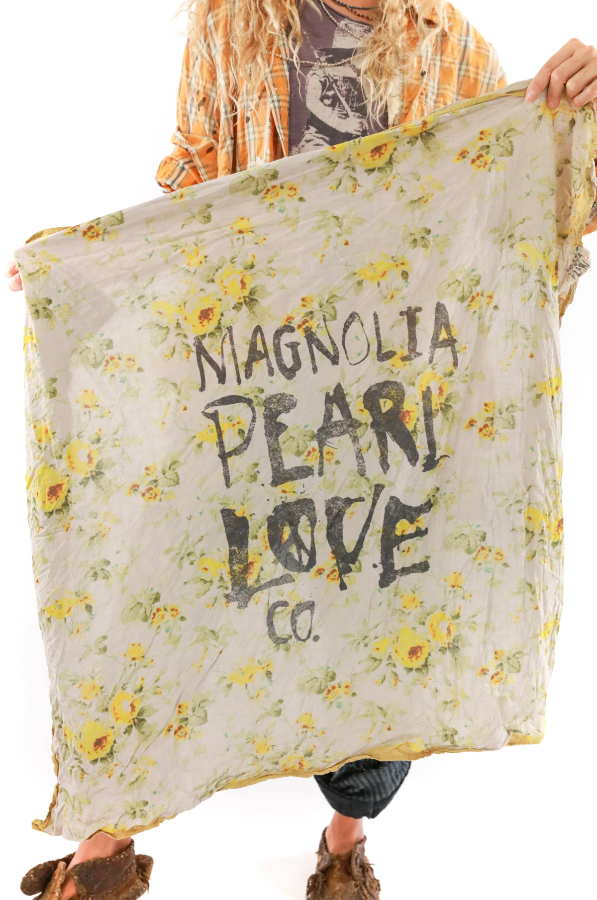 Magnolia Pearl 126 Love Bandana Florence